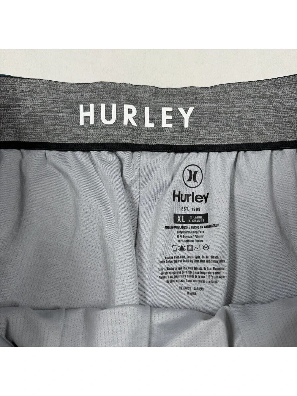 HURLEY Swim Trunks Surfer Board Shorts XL Palm Leaves Tree 8” Inseam NWT